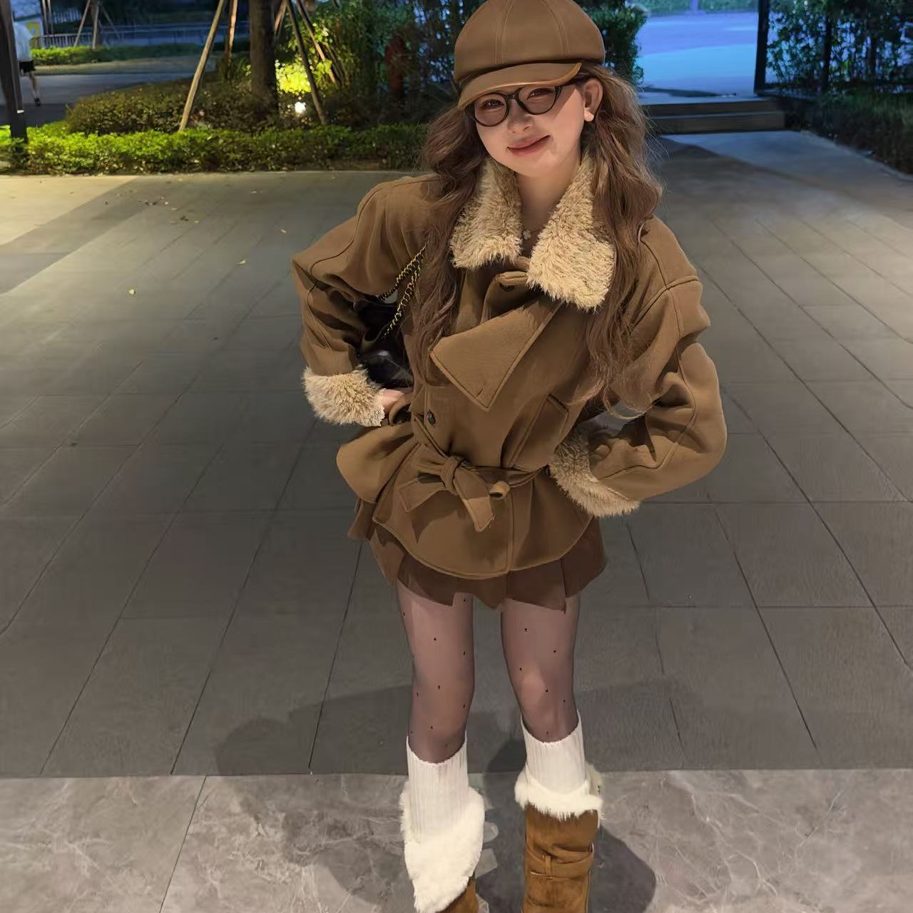 「羊毛+棉」毛领毛袖加厚大衣女2025秋冬新款外套赫本风高级感款