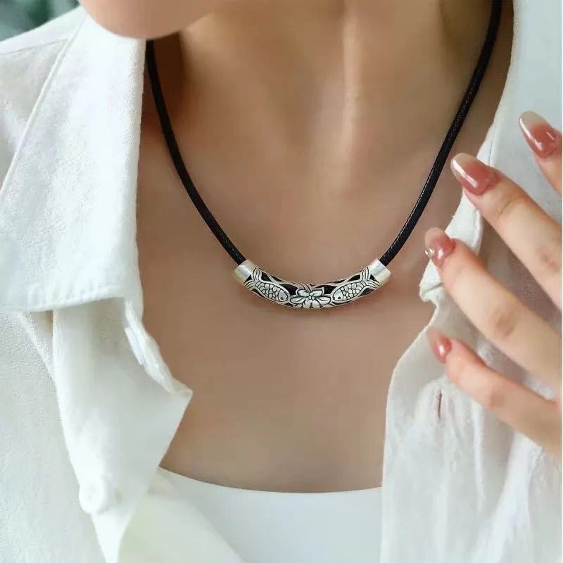 吊坠足银 【艾比银】足银双鱼莲花弯管吊坠锁骨链