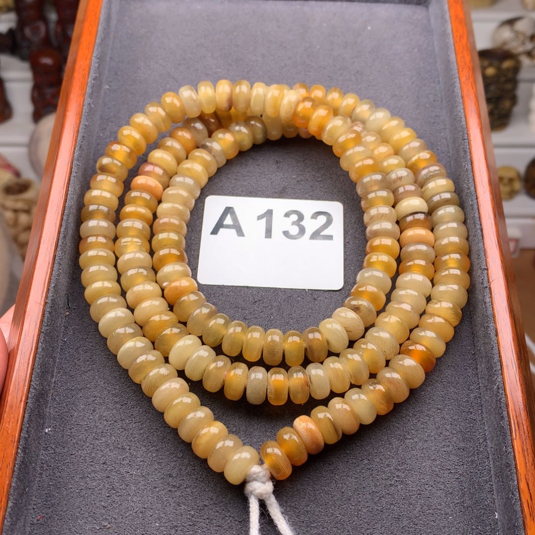 牛骨摆件0.9驴蹄算盘珠158珠