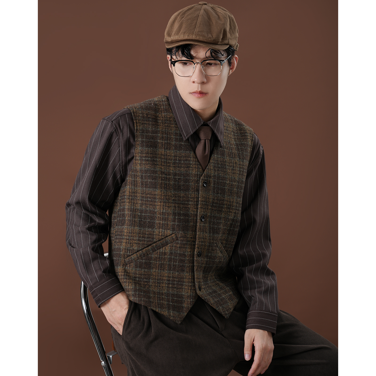 复古格纹老钱风男士春秋季马甲V领内搭百搭潮流痞帅休闲无袖坎肩