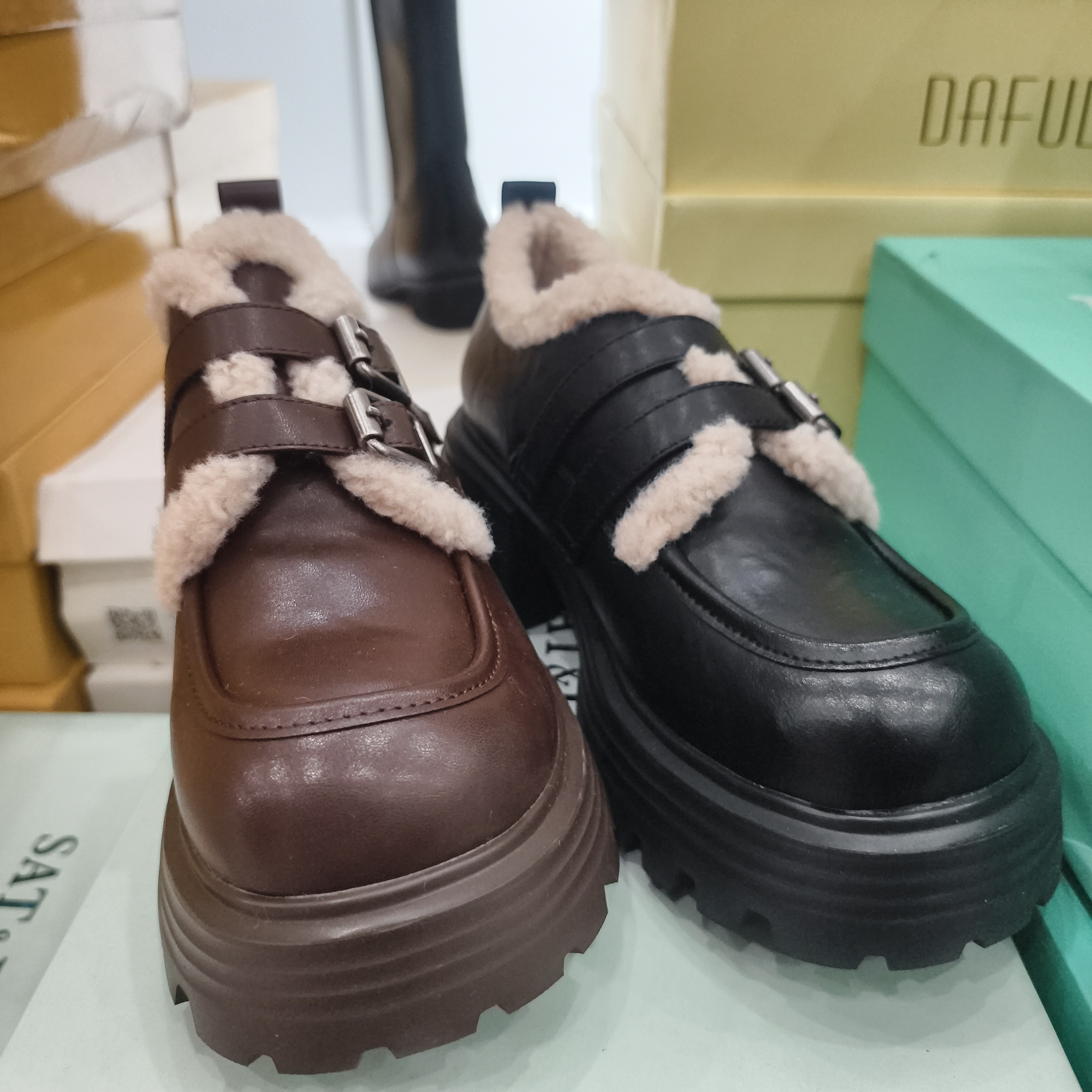 5-33578鞋子 多金女装直播间