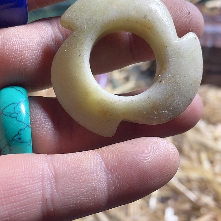 和田玉（糖玉）挂件未镶嵌