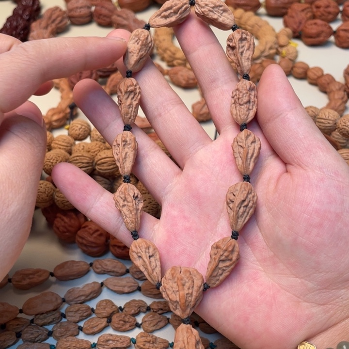 舜****吊坠文玩核桃文玩