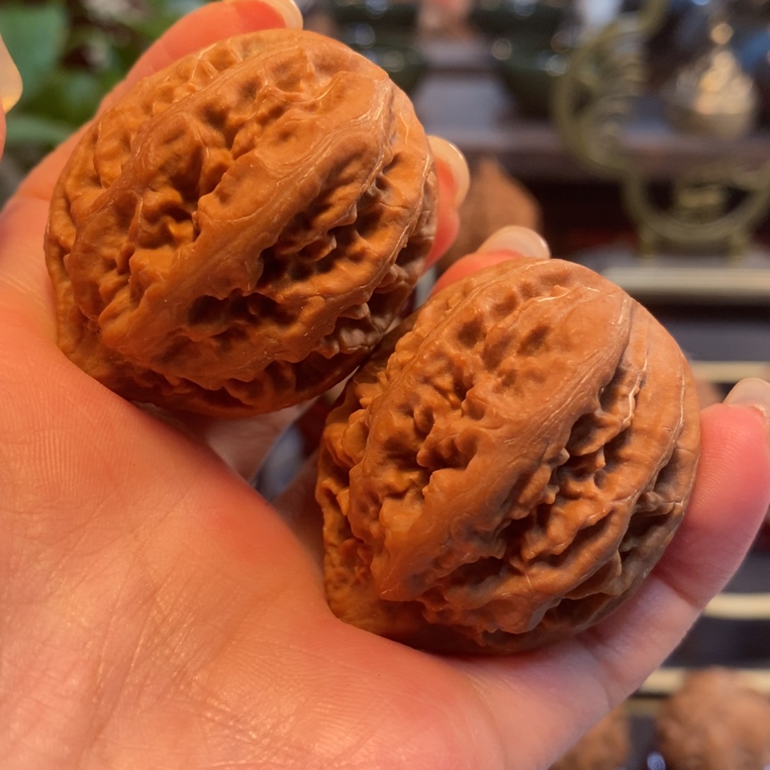 文玩核桃吊坠叫**柜大西瓜