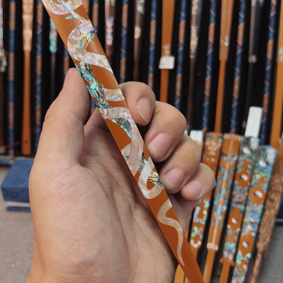 扇子纯手工制作的