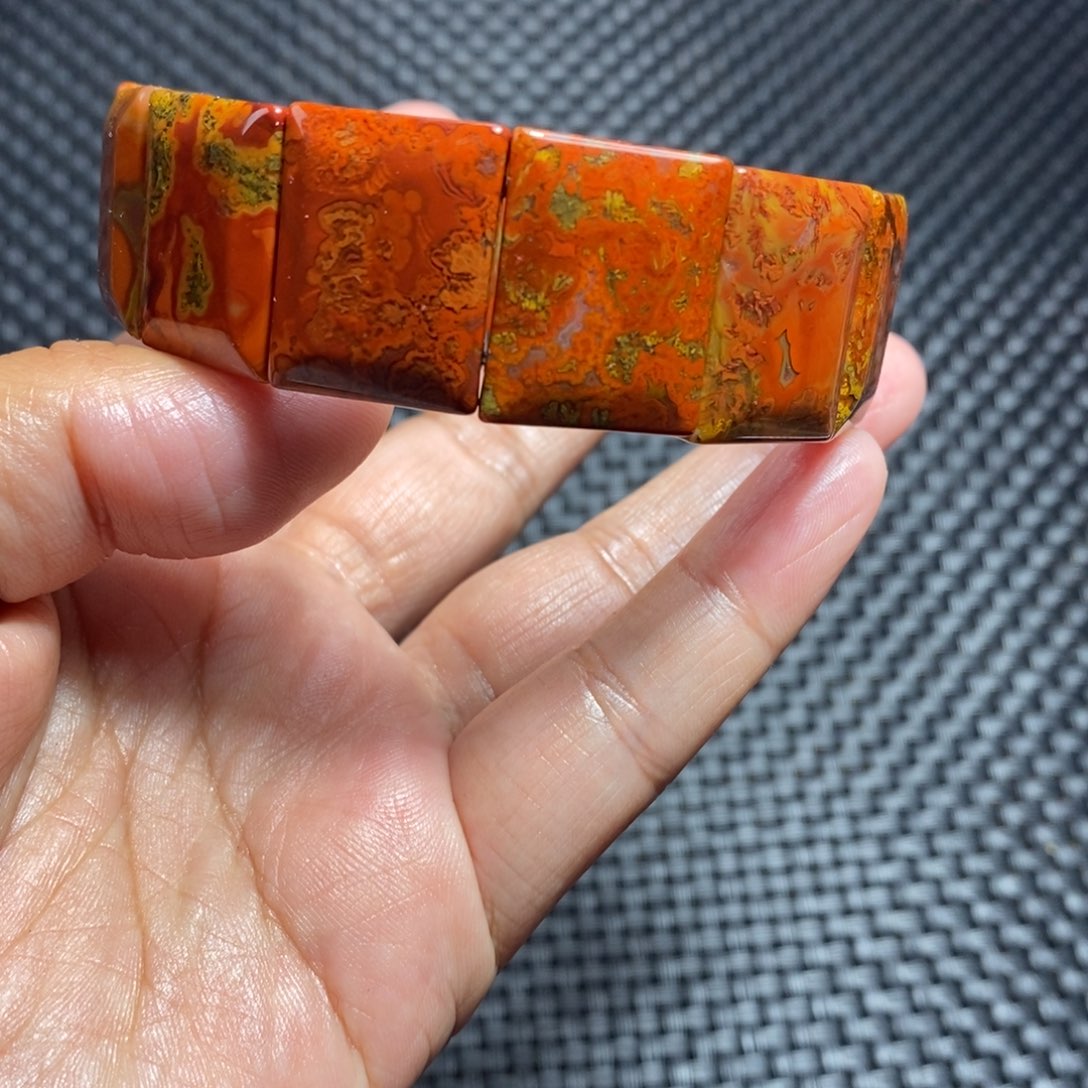 玛瑙/玉髓战国红未镶嵌