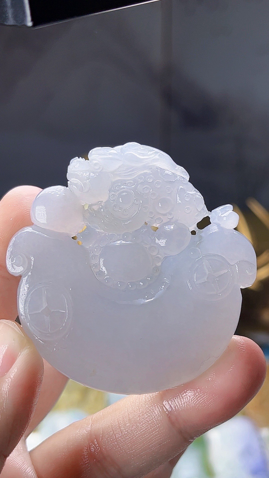 天然缅甸翡翠冰胶元宝金蟾毛货买断需抛光尺寸高53宽51厚10.7