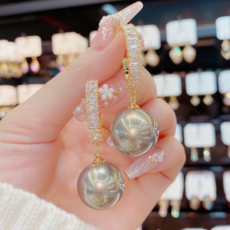 铜合金仿珍珠耳饰 法式复古几何耳环轻奢高级感珍珠百搭气质耳饰