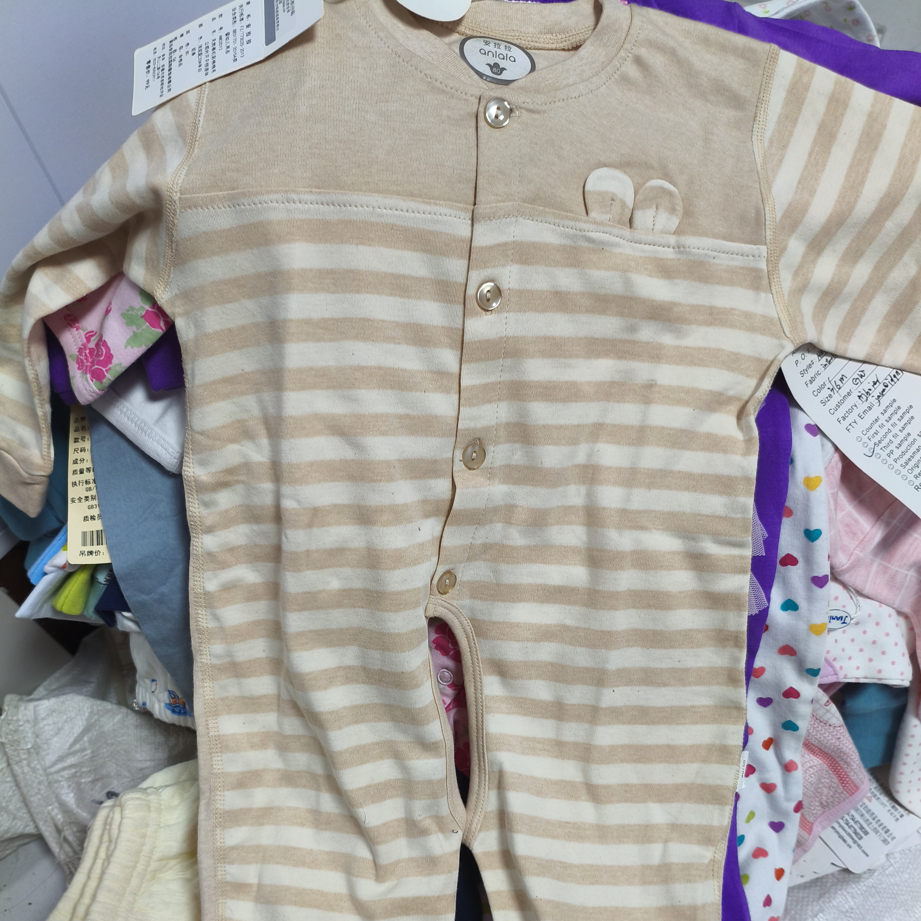 宝宝四季款连体爬服拍一发四款式随机发