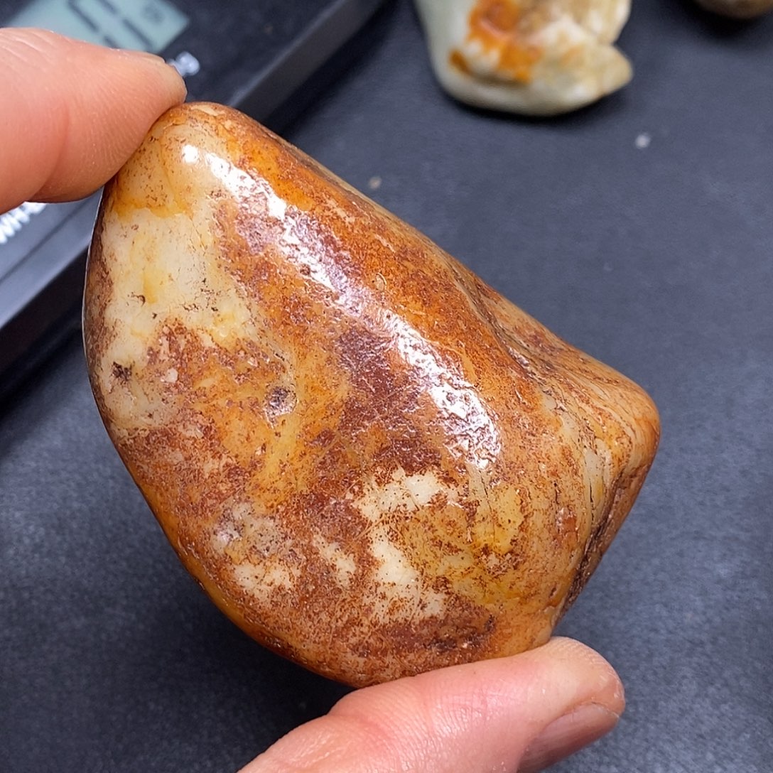 和田玉未镶嵌珠宝奇石