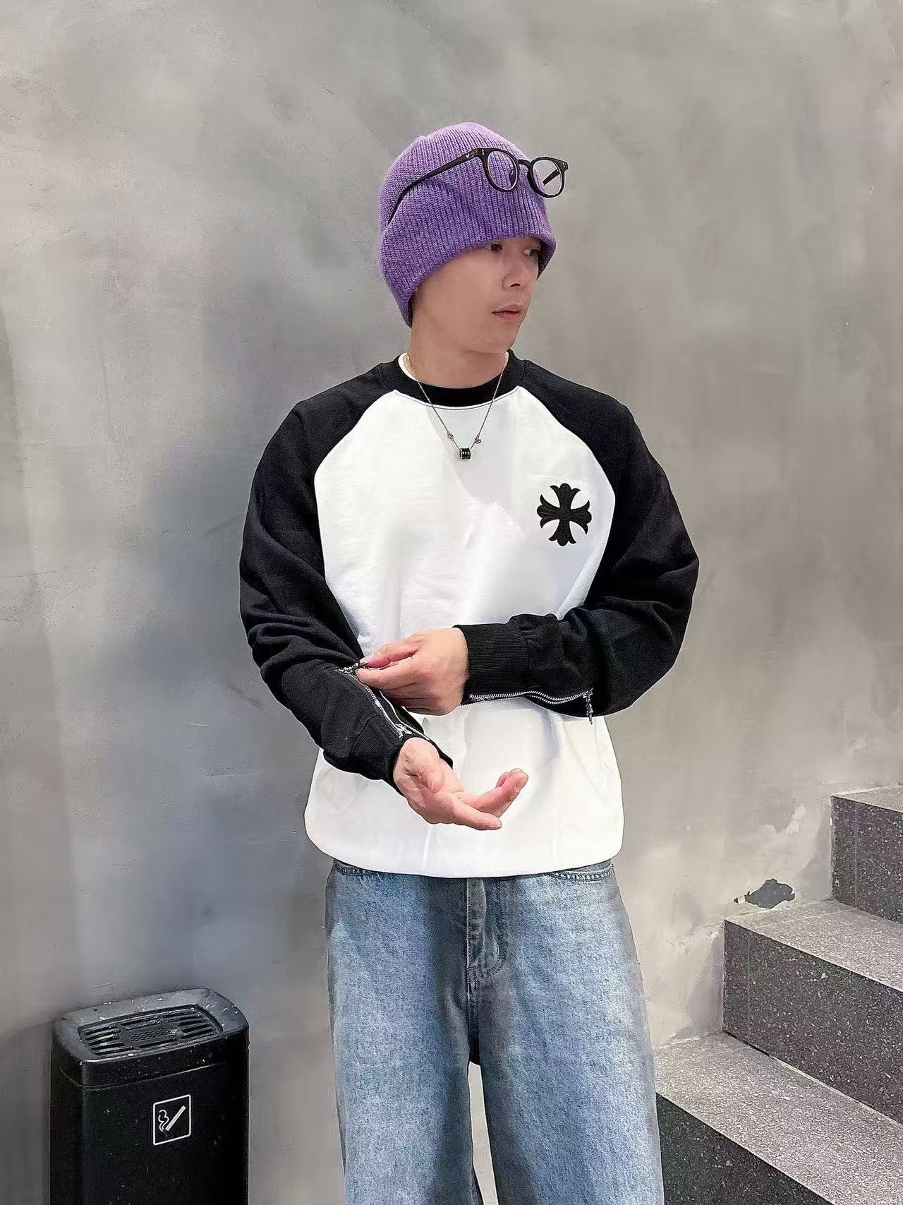 【D9806】十字架贴皮秋冬新款黑白拼色卫衣男女同款
