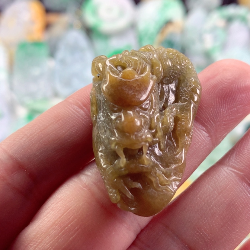 【闪购商品】翡翠吊坠(不含链)未镶嵌