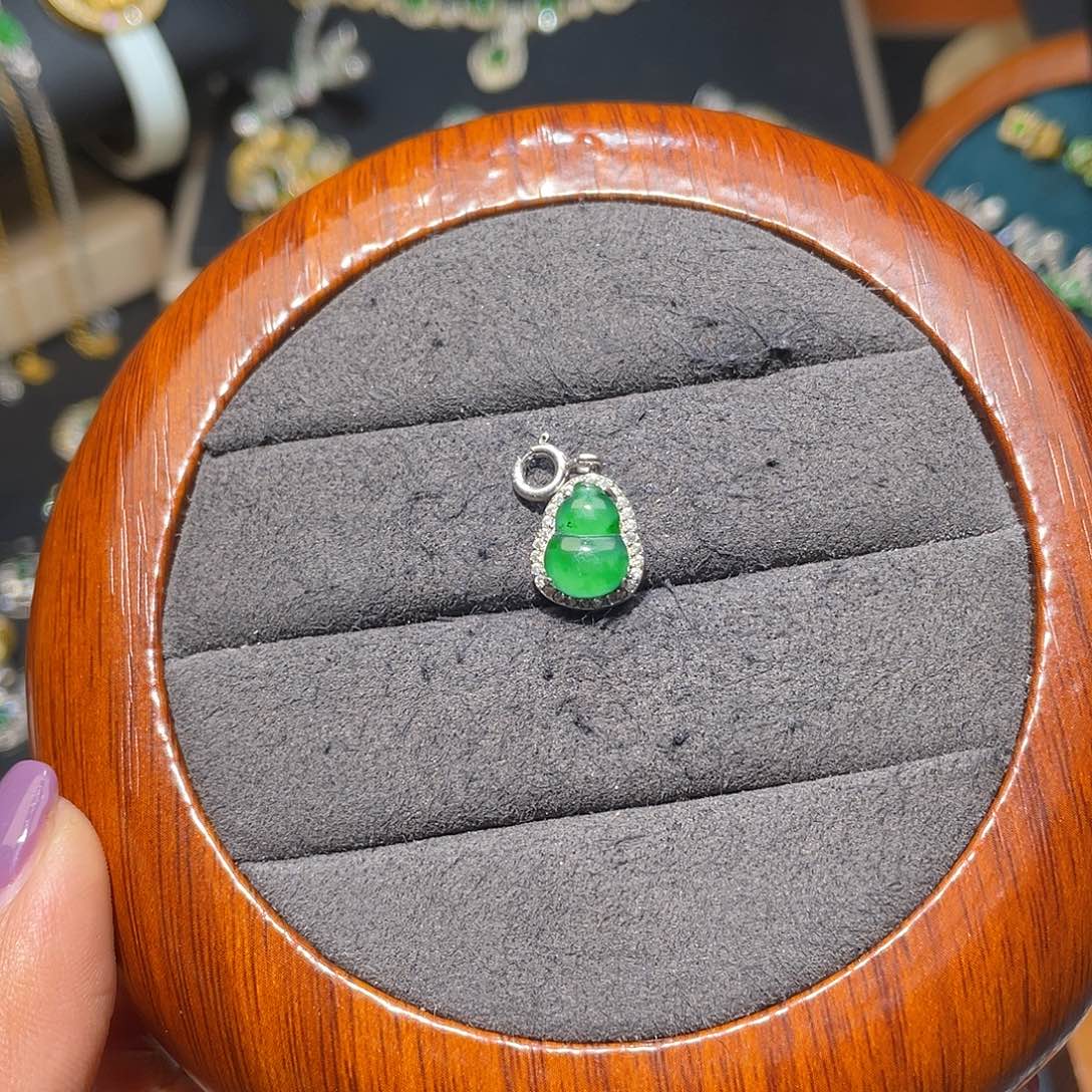 翡翠银S925镶嵌颈饰