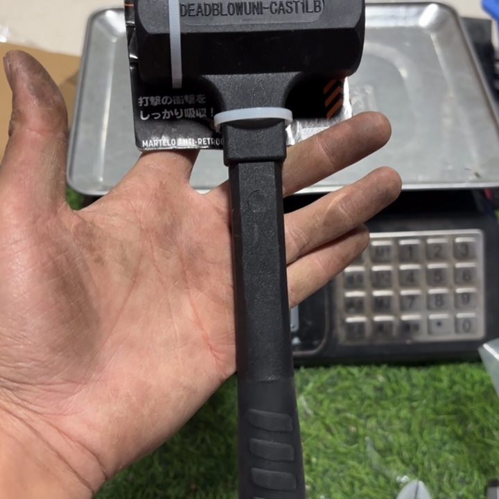 出口日本安装锤两把