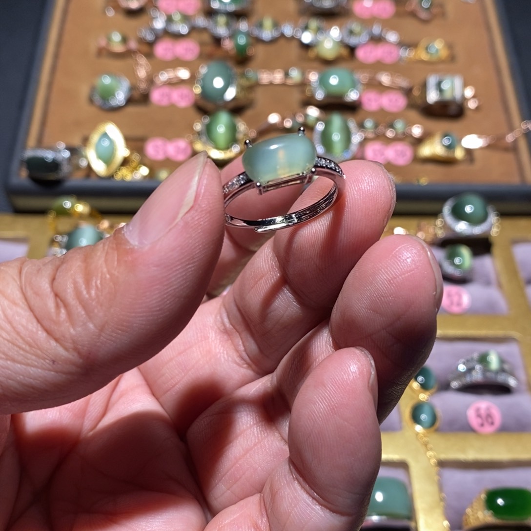 和田玉（碧玉）戒指未镶嵌