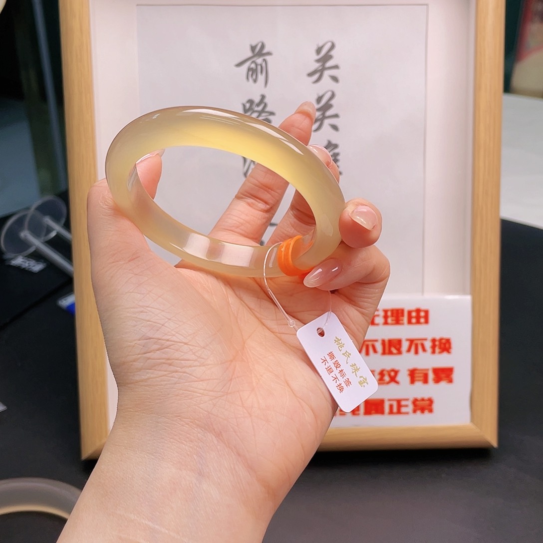 玛瑙/玉髓手镯未镶嵌用****30