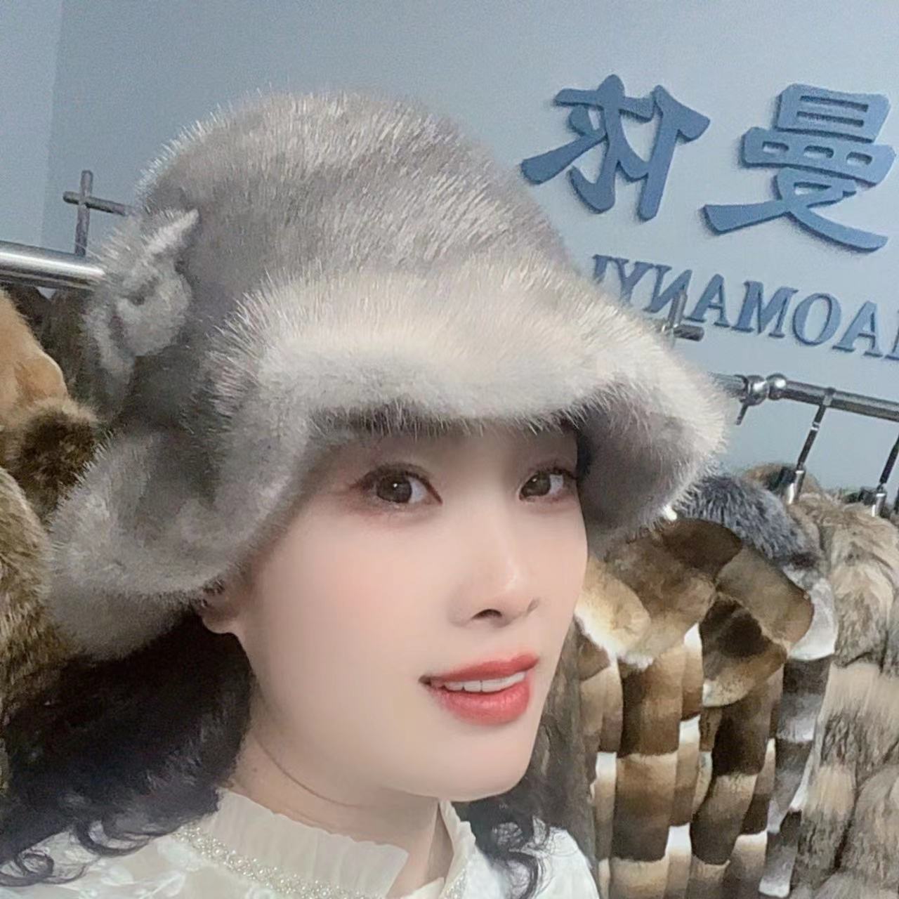 QIAOMANYI/乔曼依秋冬百搭女款水貂渔夫帽子波浪款冬季加厚保暖