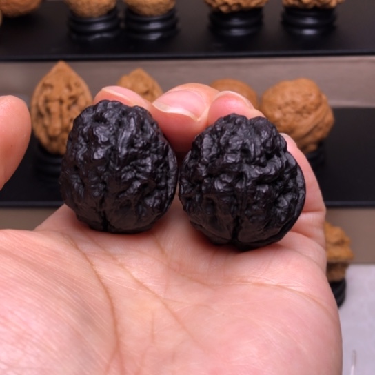 文玩核桃把件血舍利地闷26