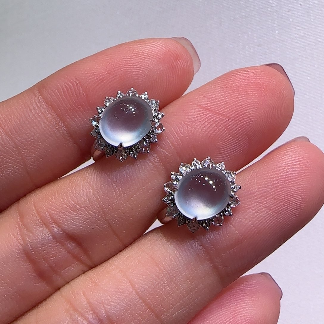 翡翠耳环18K金镶嵌耳包