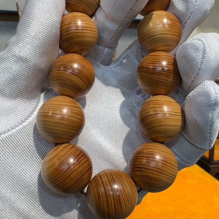 鸡翅木好***。崖柏阿啊阿