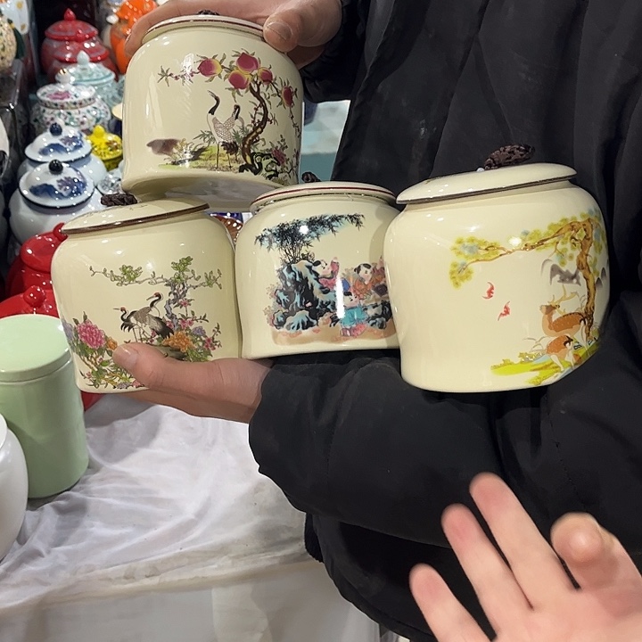 摆件陶瓷茶叶罐陶瓷密封罐