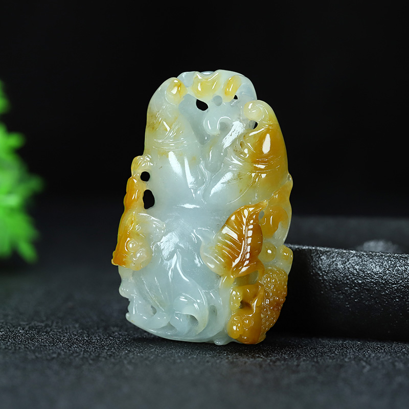 A057珠宝玉石A货翡翠吊坠