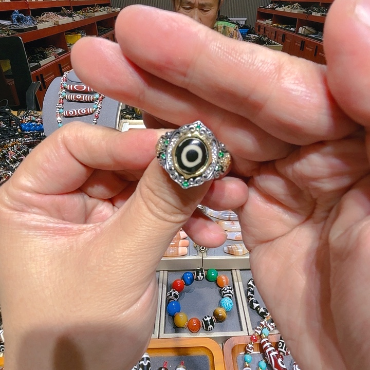 未镶嵌玛瑙/玉髓珠宝奇石