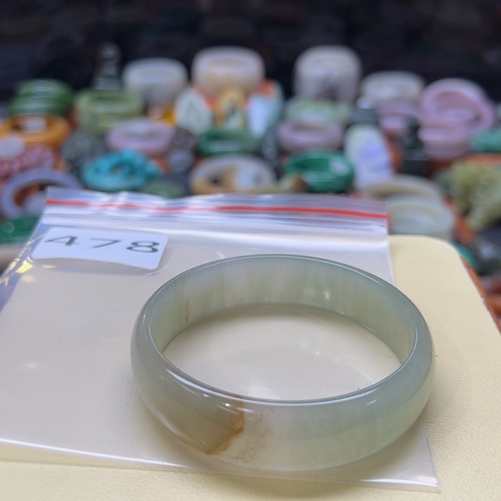 石英质玉手镯未镶嵌ℳ****宁478