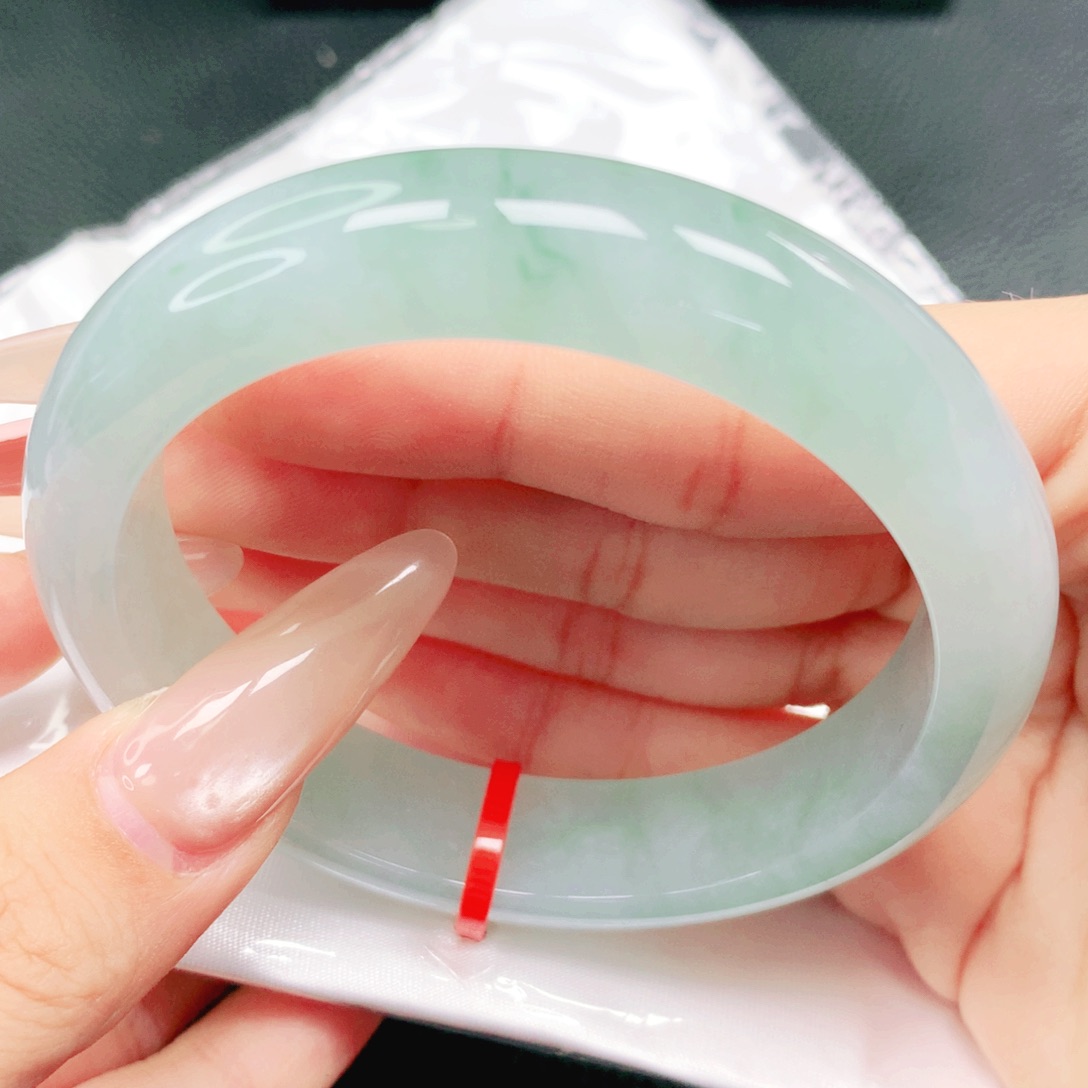 翡翠未镶嵌手镯57