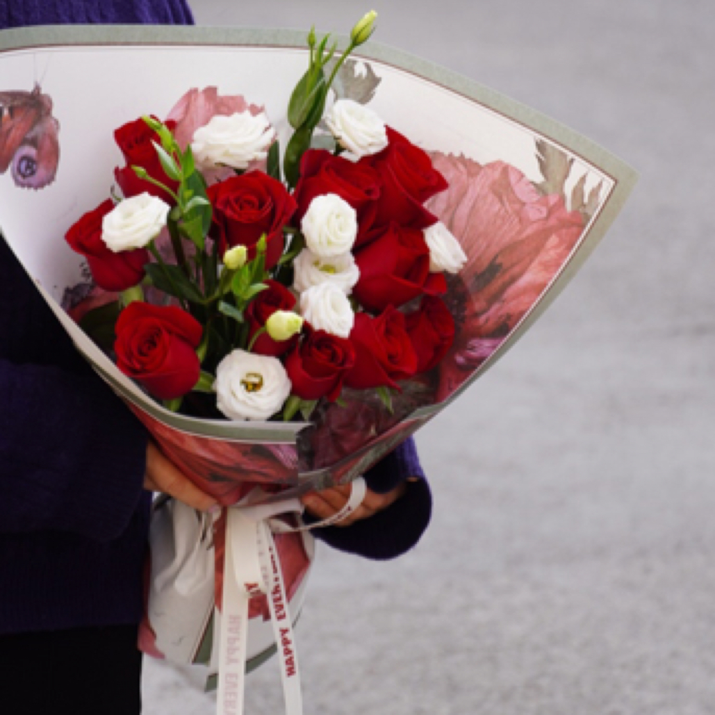 情人节红玫瑰混搭花束