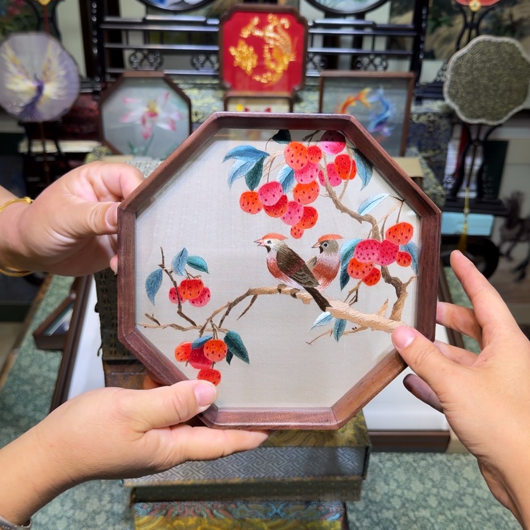 刺绣手工苏绣工艺制作技艺精湛