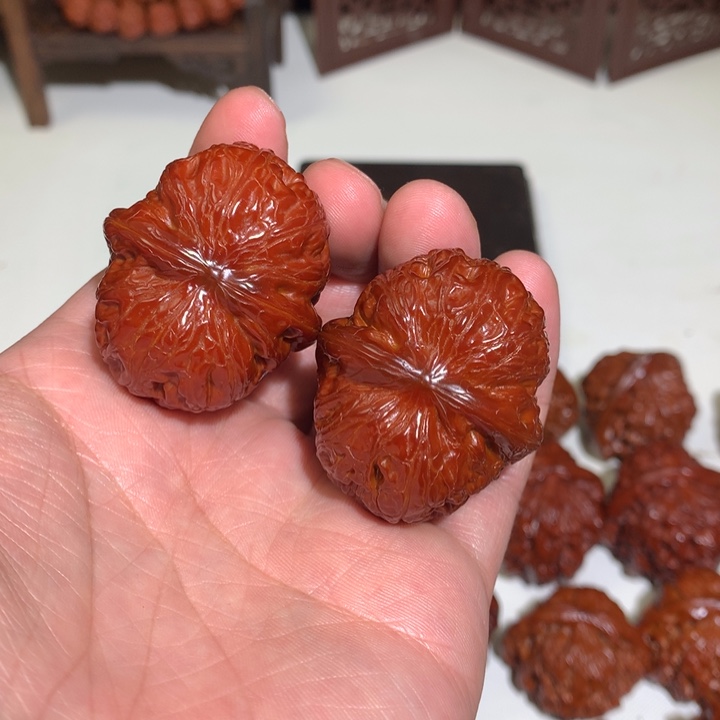 文玩核桃把件元宝6