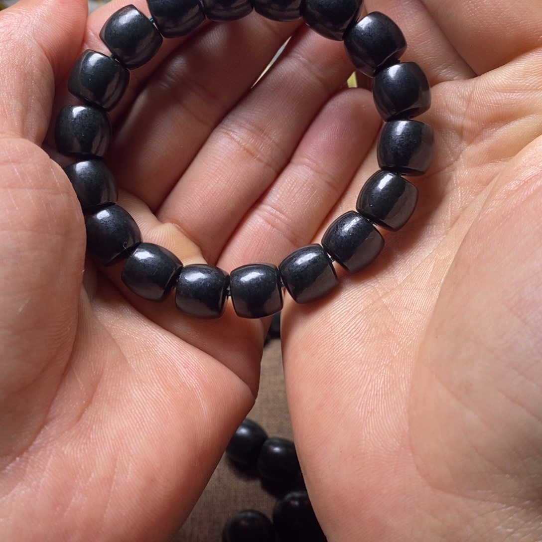 和田玉（糖玉）手串未镶嵌