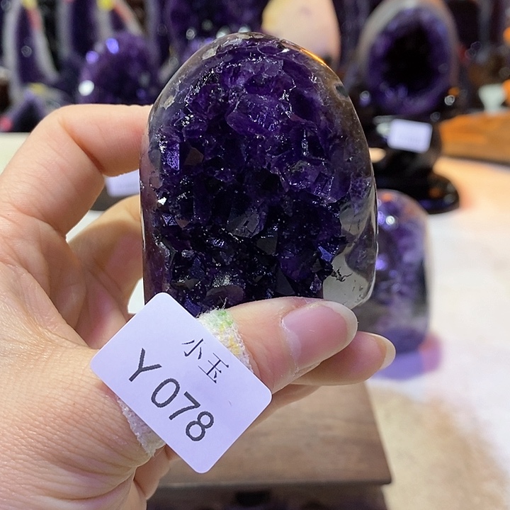 水晶摆件未镶嵌摆件