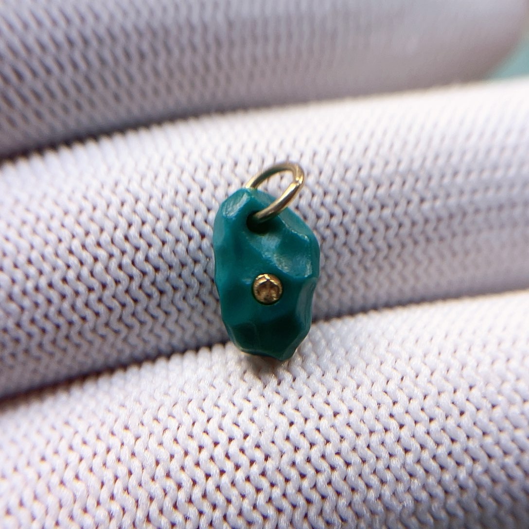 绿松石配饰未镶嵌