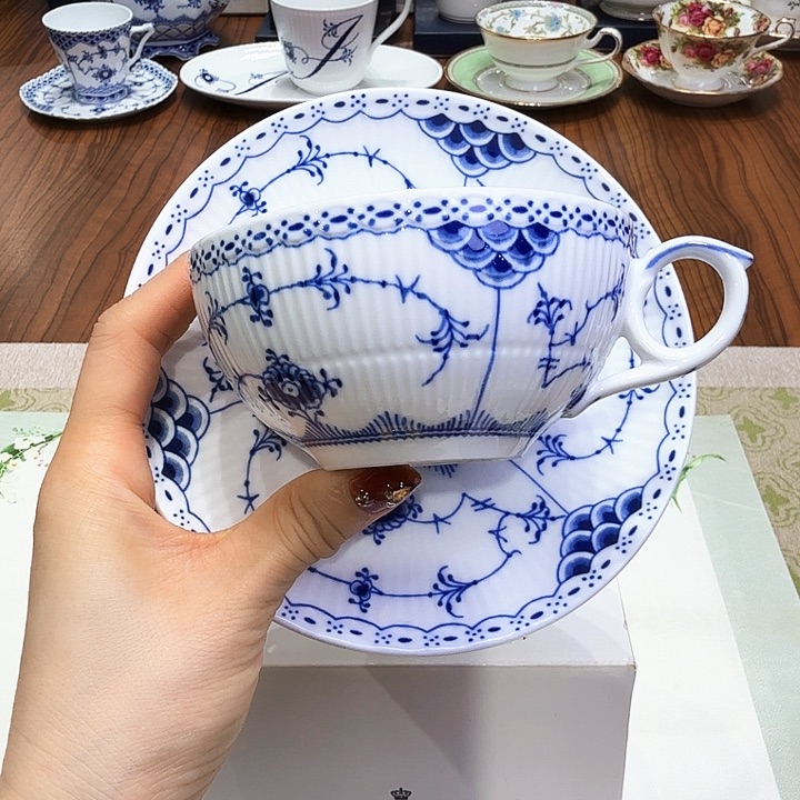 瓷片杯子杯子杯子水杯杯子水杯