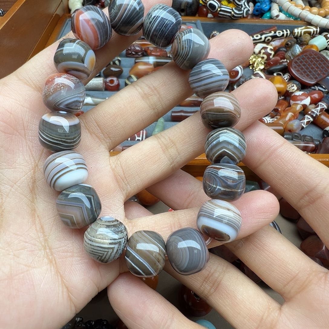 真***e玛瑙/玉髓未镶嵌珠宝半成品
