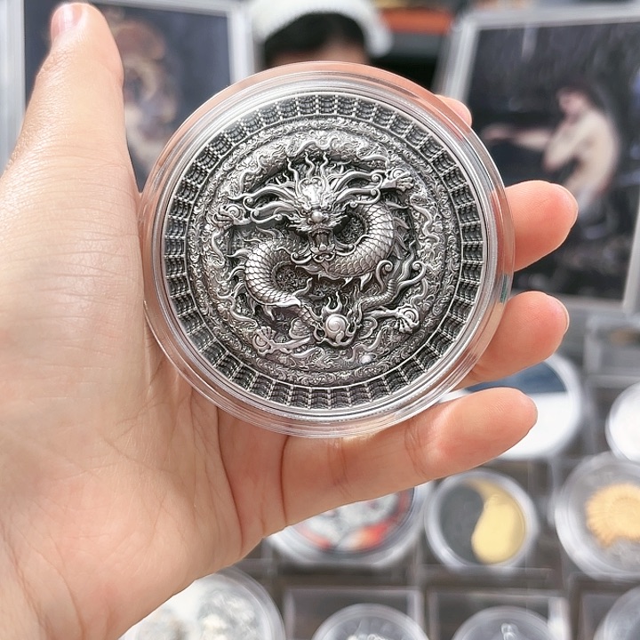 纯银紫禁城之龙纪念币2024年双金属