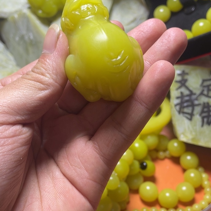 东***光非金属新疆黄玉貔貅