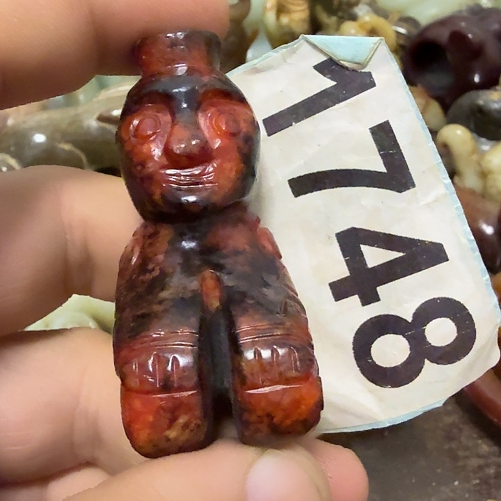 心***y和田玉未镶嵌颈饰