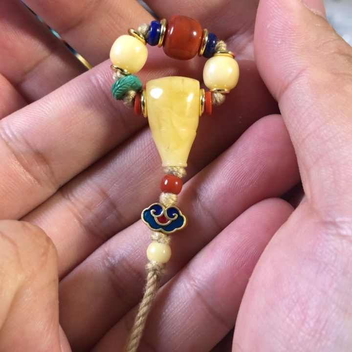 蜜蜡珠宝奇石未镶嵌