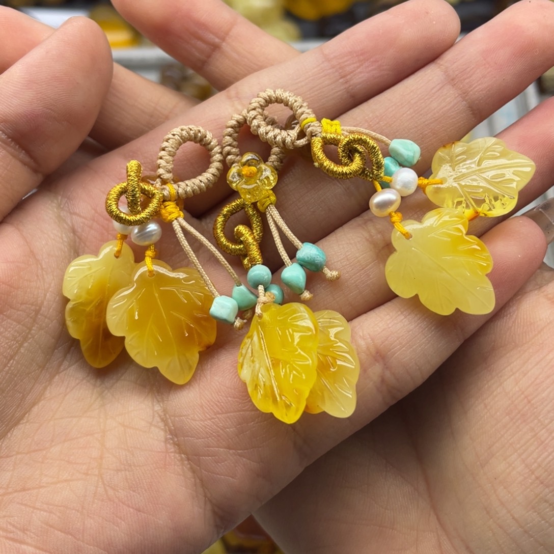 琥珀未镶嵌裸石天然琥珀蜜蜡