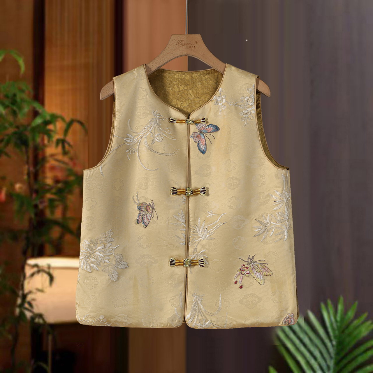 【秋实专属】Y1419新款复古重工蝴蝶刺绣马甲坎肩外套