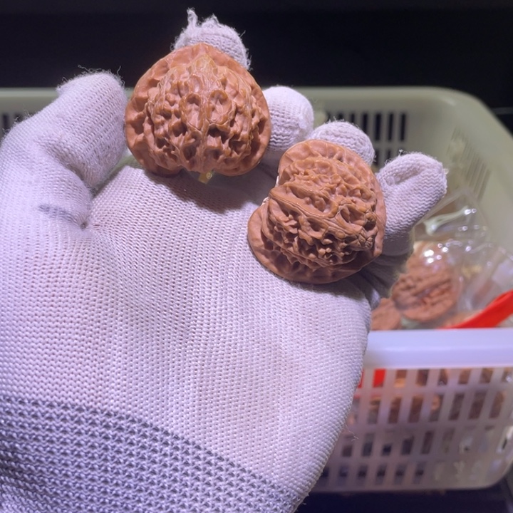 文玩核桃把件宫灯 345