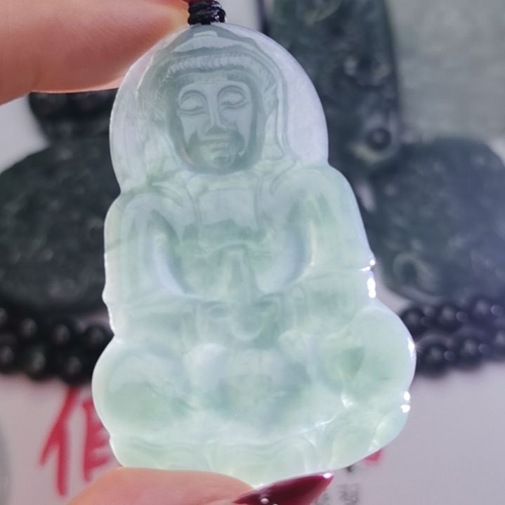 翡翠颈饰未镶嵌天然的A货翡翠多样性发货