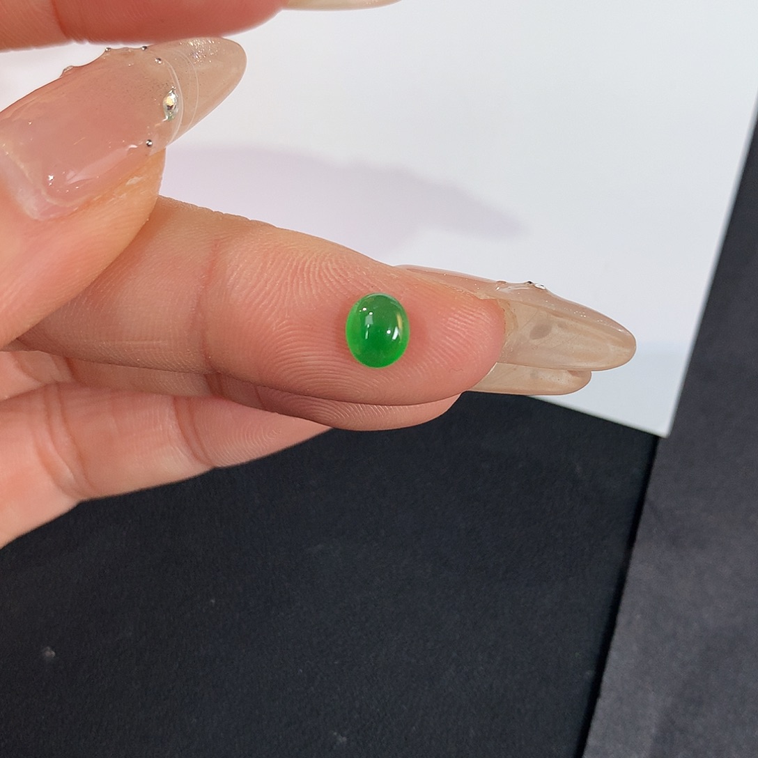 翡翠散珠6.2/5.2/2.56翡翠翡翠