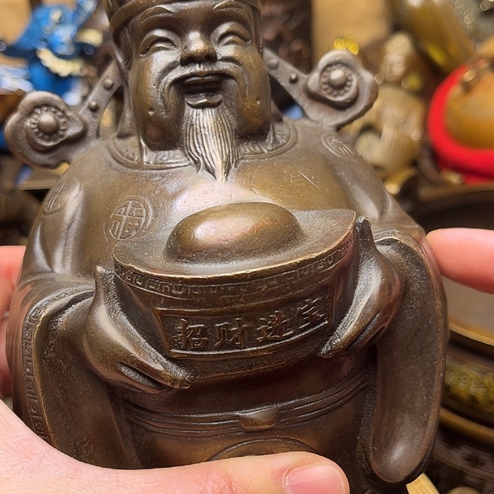 精美铜器批发档口