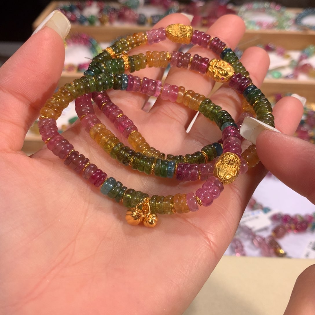 碧玺多样性发货一件未镶嵌