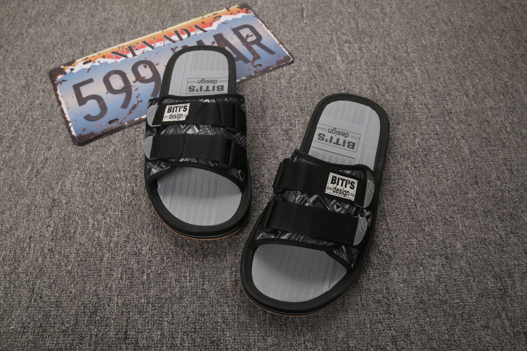 越南平仙夏季新款男士外穿时尚防滑凉拖鞋潮流个性一字拖