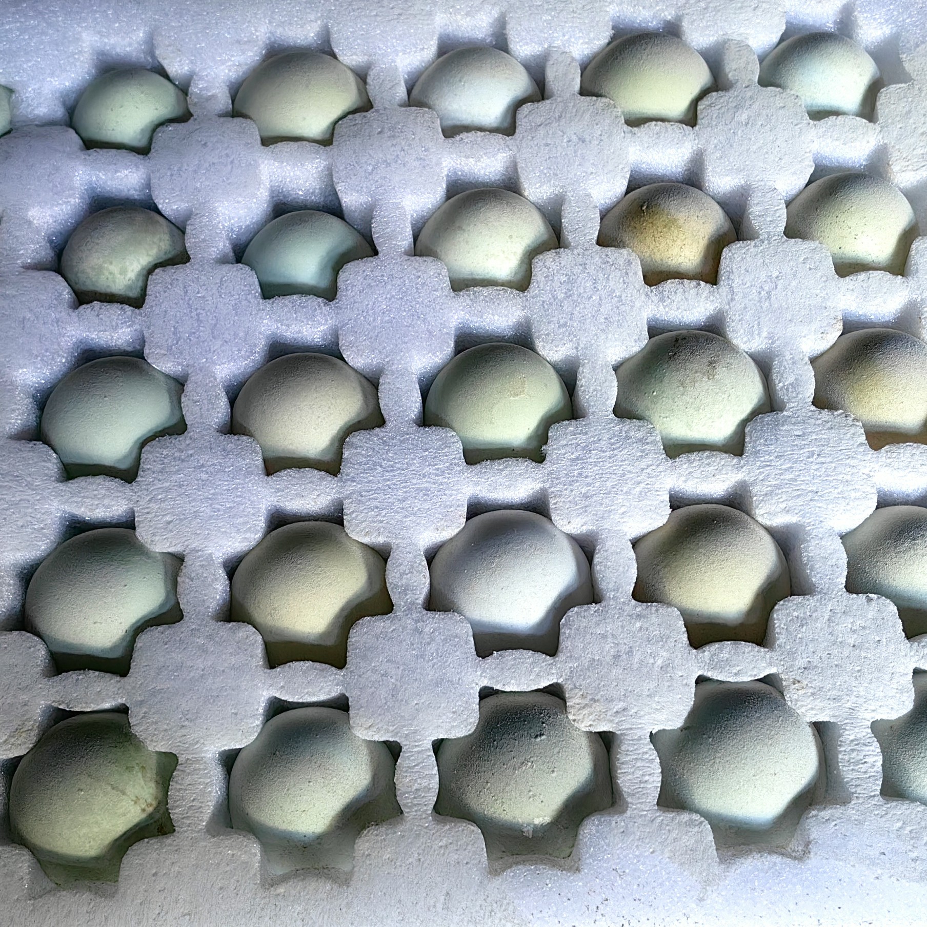 农家散养绿壳土鸡蛋新鲜现捡乌鸡蛋营养月子蛋可生食生态谷物蛋